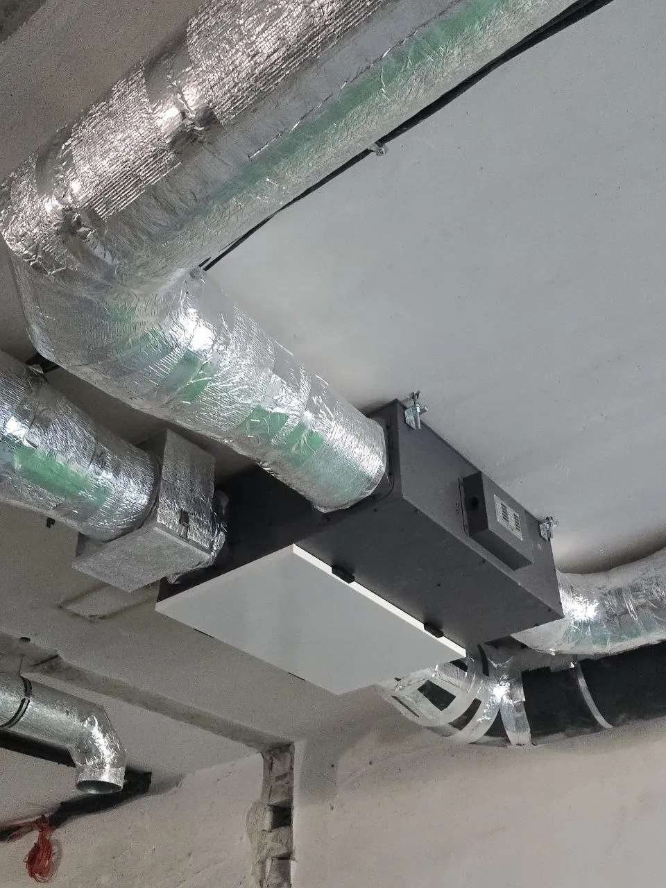 Proizvodna hala s Mycond ventilacijskim jedinicama za povrat energije MVC700-A