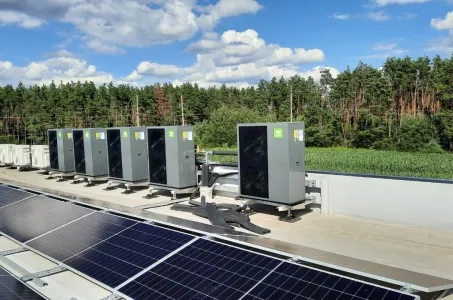 Industrijski objekt s toplinskom pumpom Mycond serije BeeEco