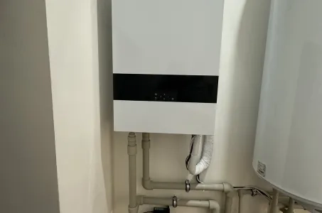 Samostojeća vila s toplinskim pumpama Mycond Split BeeHeat MHS-U14BH