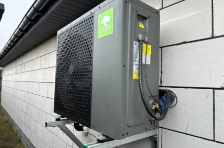 Samostojeća vila s toplinskim pumpama Mycond Split serije BeeHeat