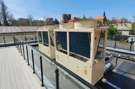 Modularne toplinske pumpe za grijanje hotela na primjeru Mycond MCU-YHE